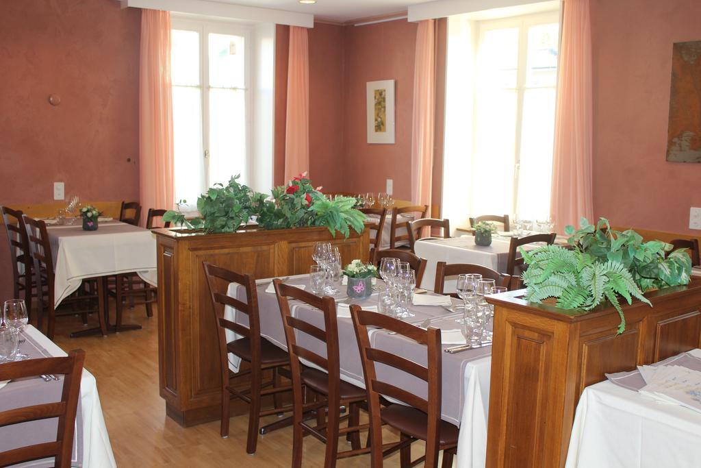 Hotel De La Gare Yvonand エクステリア 写真